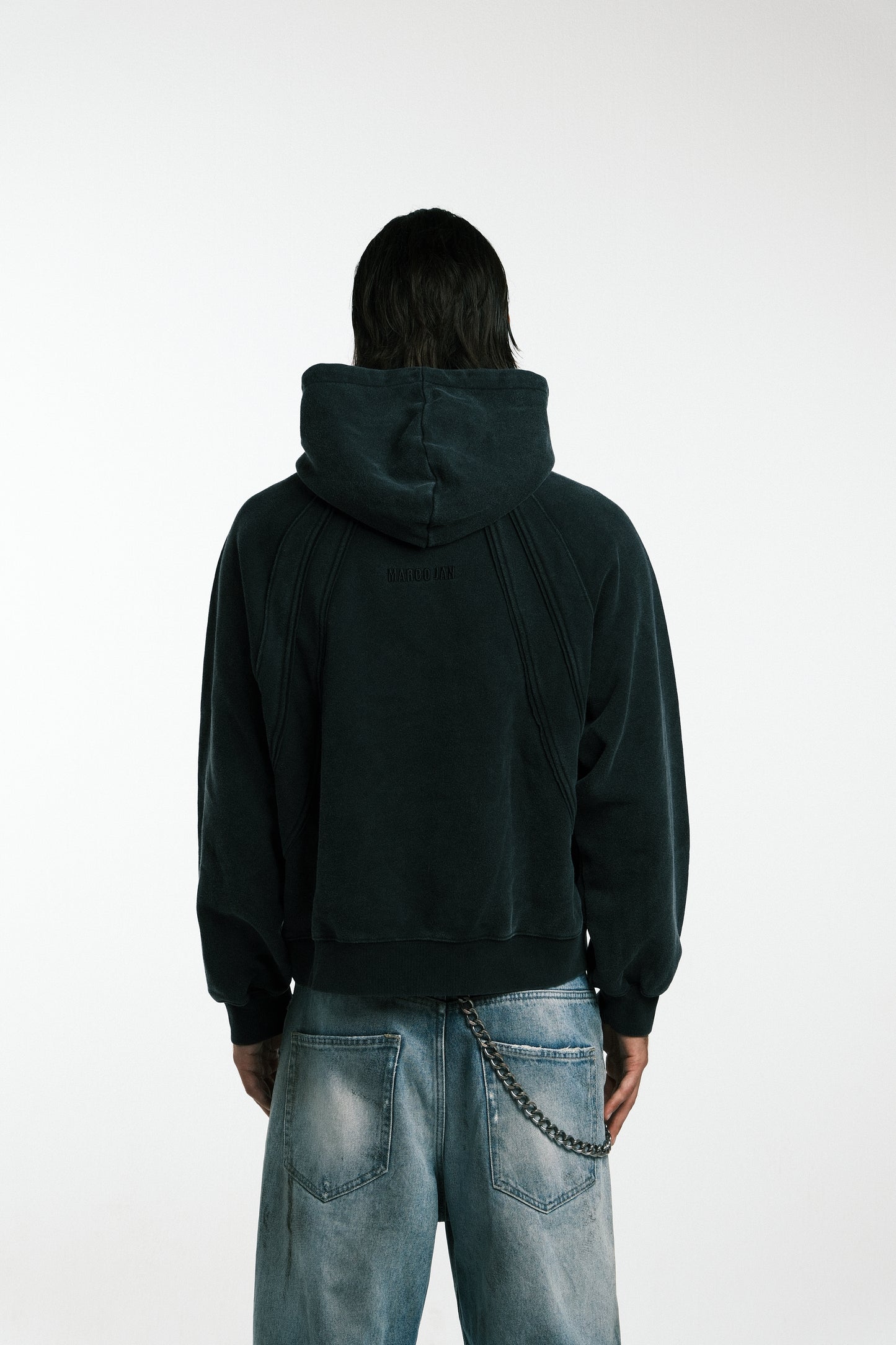 DIVIDED SEAM HOODIE